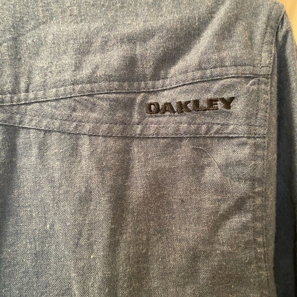 Men’s blue Oakley 100% cotton long sleeve button up shirt size S - Picture 6 of 9